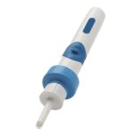 Nettoyeur pour oreilles électrique, bleu et blanc, en forme de seringue, en plastique, sans fil, sur fond blanc