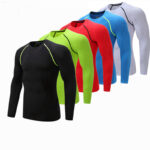 Photo représentant les différentes couleurs du t-shirt de compression à manches longues pour homme