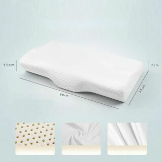 Oreiller rectangulaire de forme ergonomique, avec les dimensions et 3 petites images qui montrent des détails de l'oreiller.