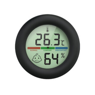 Thermomètre chambre bébé précis et facile à transporter sur fond blanc