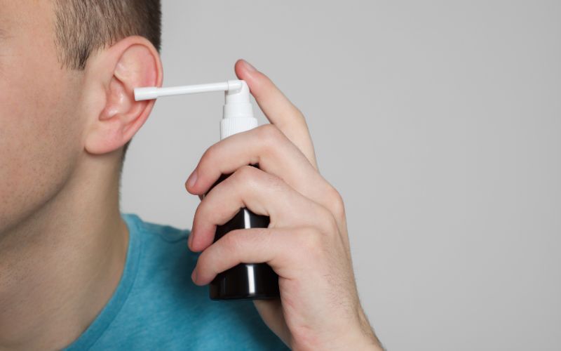 Quel est le meilleur produit pour nettoyer les oreilles ? Quel est le meilleur produit pour nettoyer les oreilles ? Conseils meilleur produit nettoyer oreilles 9