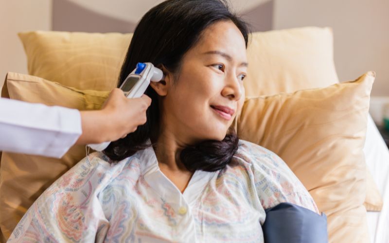 Nettoyeur d'oreille : comment bien l'utiliser ? Nettoyeur d'oreille : comment bien l'utiliser ? Conseils nettoyeur oreille comment bien utiliser 10