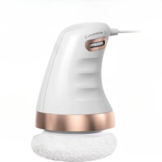 Brosse de massage anticellulite rotative à vibrations sur fond blanc