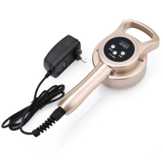 Brosse de massage électrique amincissante sur fond blanc