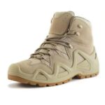 Paire de chaussures orthopédiques homme beiges et montantes de style militaire 4